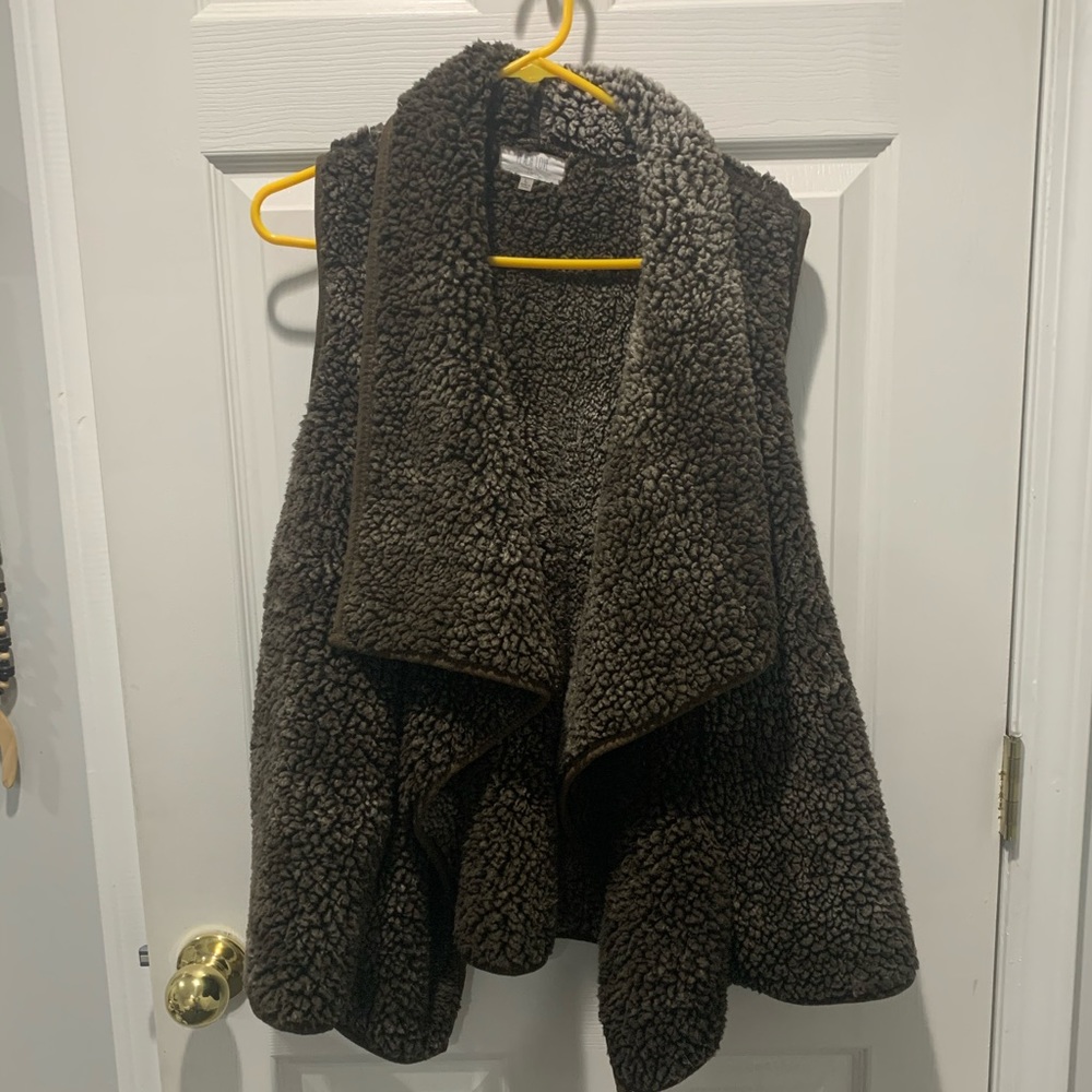 Brown Sherpa Vest Size Large